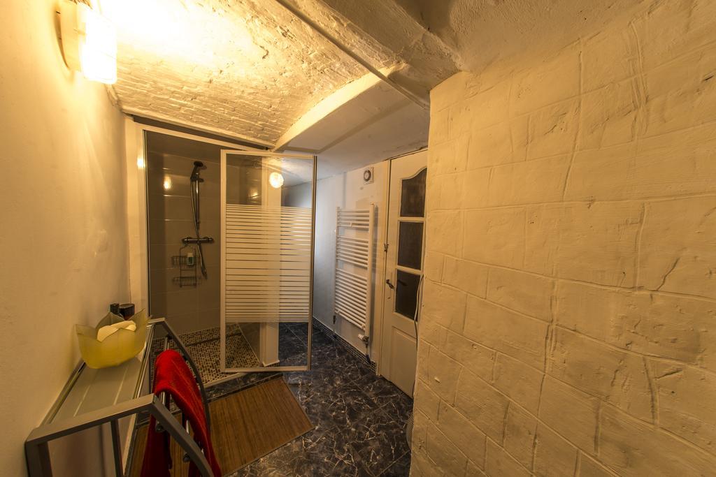 Rentbynight Aparthotel Bruselas Exterior foto