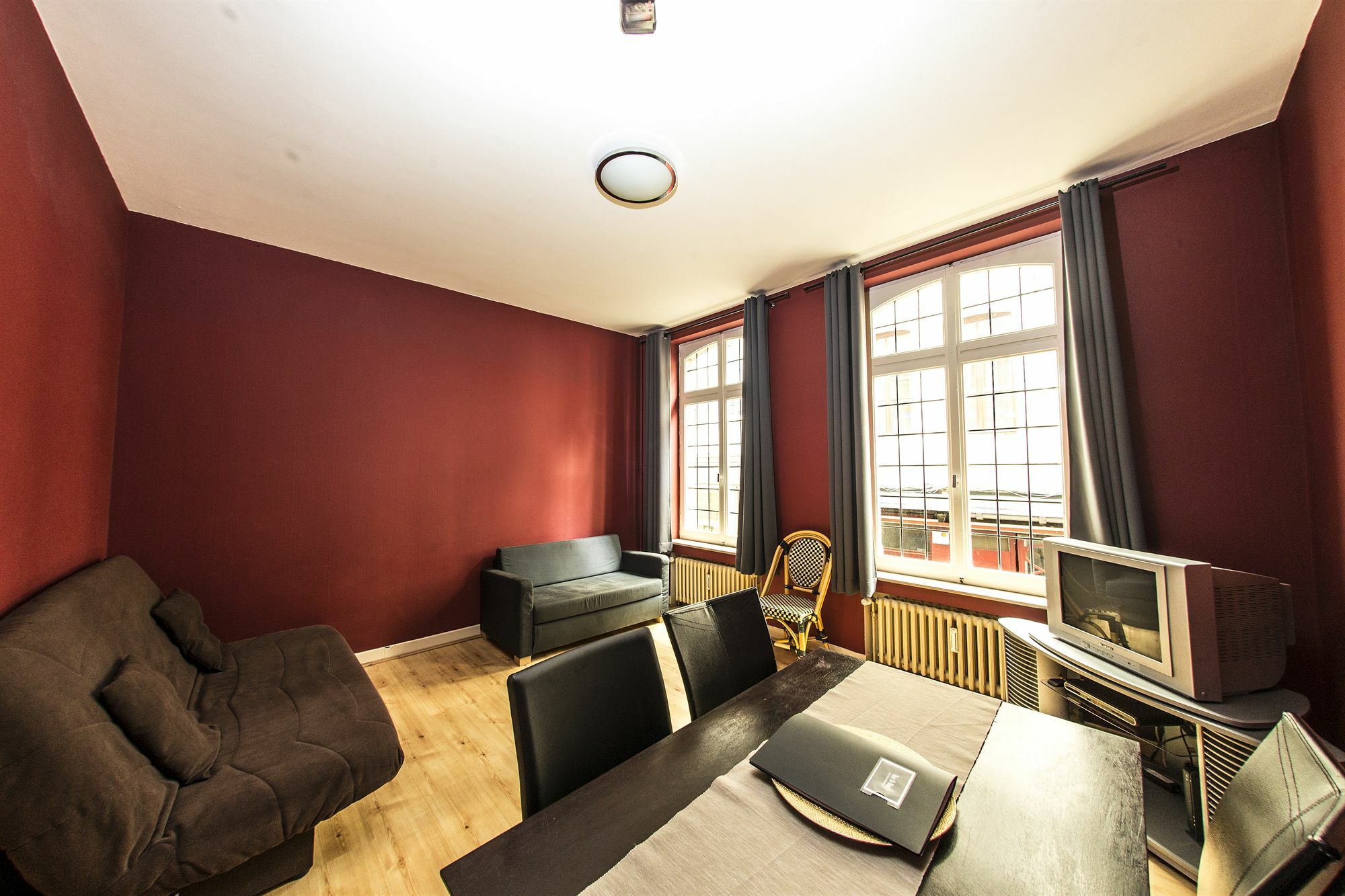 Rentbynight Aparthotel Bruselas Exterior foto